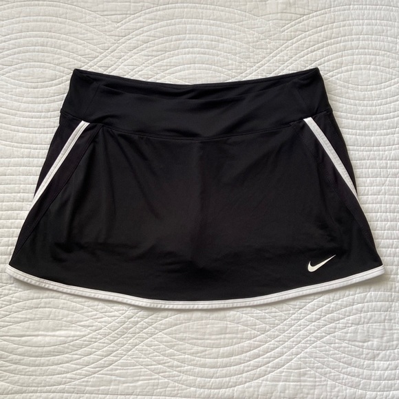 Nike Dri Fit Power Knit Skirt Skort Athletic Golf Tennis Run Black White Large - Picture 1 of 17